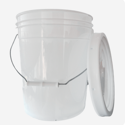 Balde 10 Litros Con tapa Apilable Grado Alimenticio